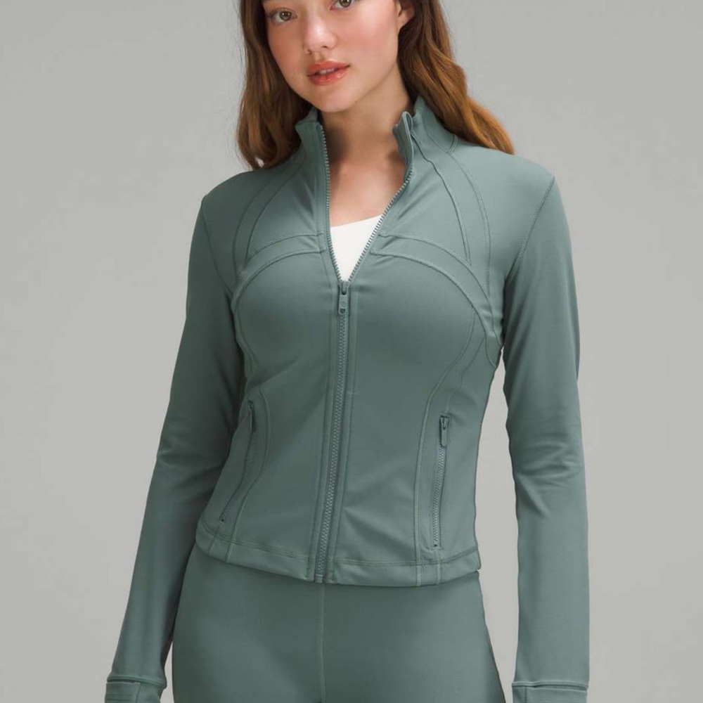 Lululemon Define Cropped Jacket Medium Forest Sz8 - image 6